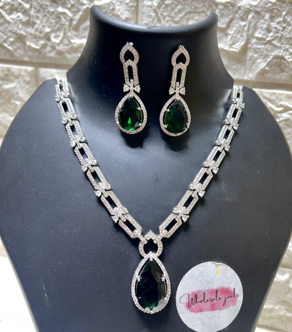 Viral American Diamond Necklace Set